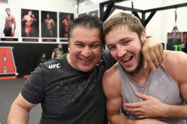 Царукян в погоне за поясом и тяжелые поединки для команды Хабиба. UFC едет в Катар