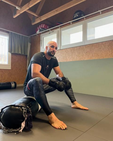 Царукян в погоне за поясом и тяжелые поединки для команды Хабиба. UFC едет в Катар