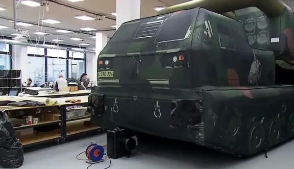 Названа причина снижения случаев использования надувных макетов техники ВСУ