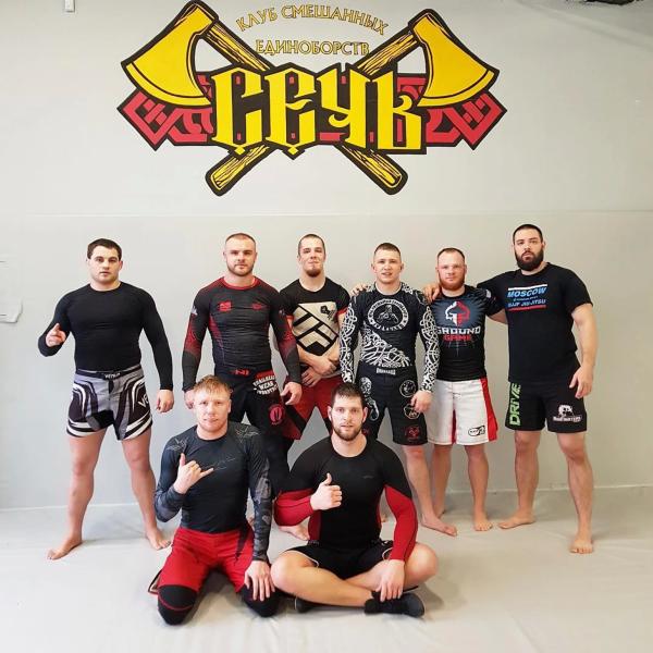 Раздражает кавказцев, вызывал Емельяненко, продает детскую одежду. 15 фактов про сильнейшего тяжа России