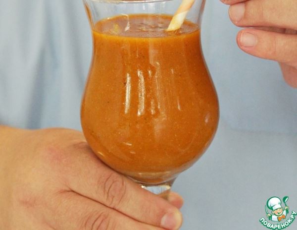 Винный смузи с абрикосами