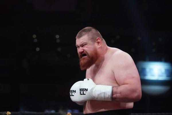 Вселенная Дацика, Коваленко и Емельяненко. Бои на «Рен ТВ» – что это вообще было