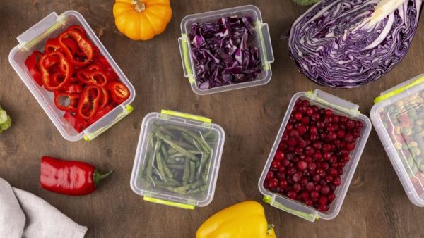 СыроНЕедение. Врач Денисова объяснила вред и пользу сырых овощей и фруктов