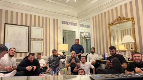 Драка друга Конора и команды Хабиба – «с арены выгнали человек 50»