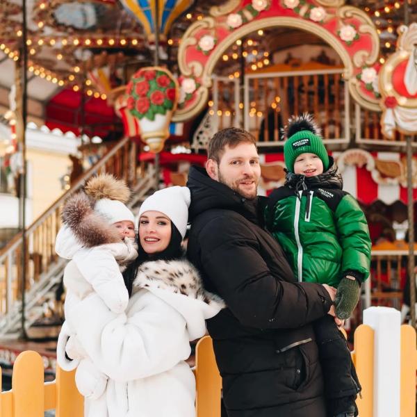 Раздражает кавказцев, вызывал Емельяненко, продает детскую одежду. 15 фактов про сильнейшего тяжа России