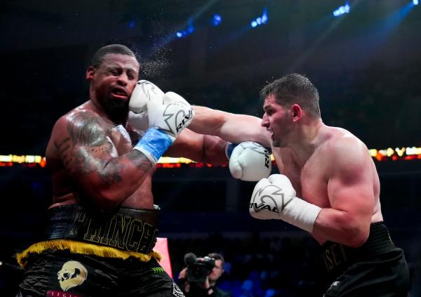 Вселенная Дацика, Коваленко и Емельяненко. Бои на «Рен ТВ» – что это вообще было