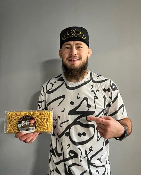 «Могу позволить Ролексы, но у меня Гармин за 100 тысяч». Наш боец UFC не проигрывает 12 лет – большое интервью