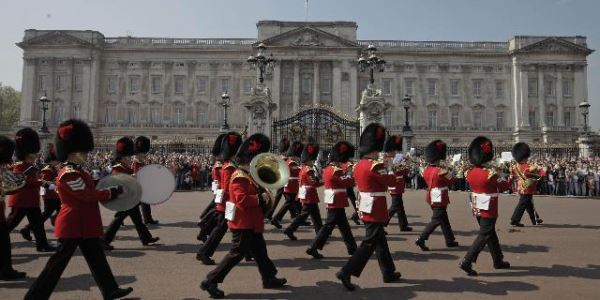 Великобритания может оказывать Украине военную помощь, но недолго (The Times, Великобритания)