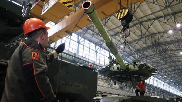 В Кремле отметили хорошую работу оборонной промышленности России